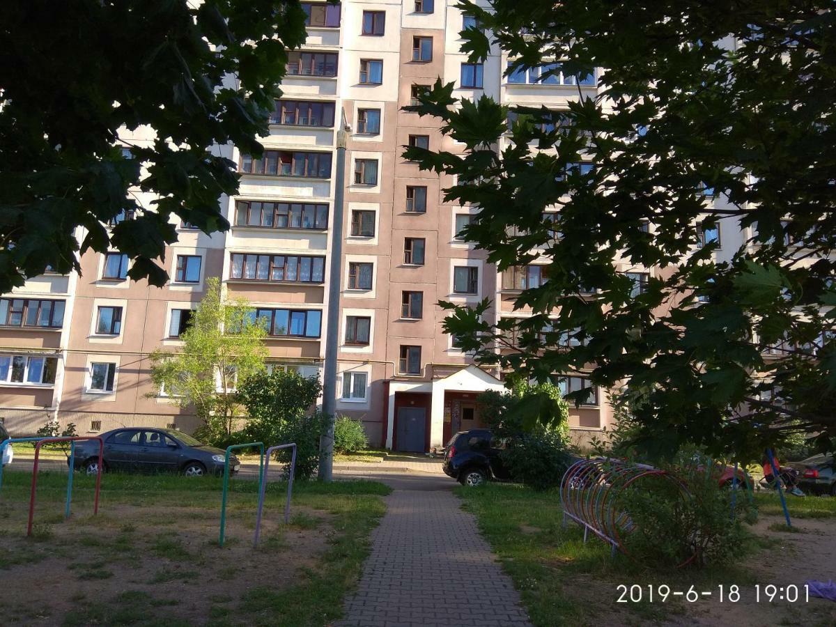 Apartamenty V Minske S Dwumä Spalnyami Exterior foto